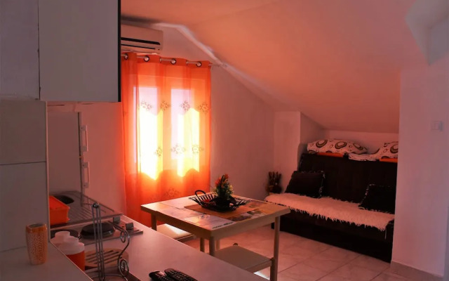 Apartments Odzic