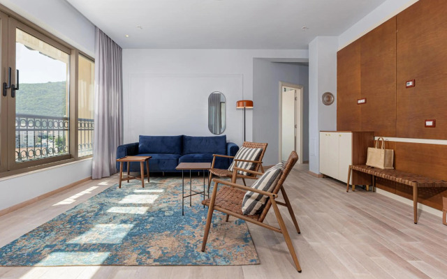 Hotel Kadmo by Aycon