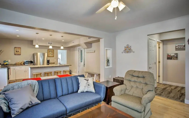 Family-friendly Menomonie Retreat: Walk to Town!