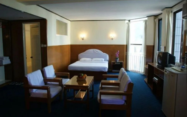 Pacific Hotel
