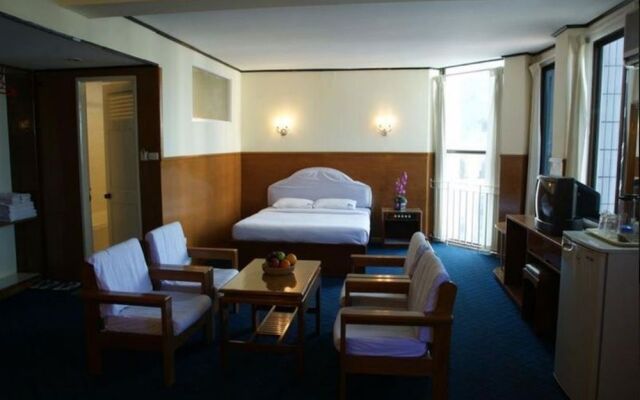 Pacific Hotel