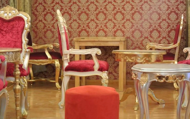Phung Hoang Golden Hotel
