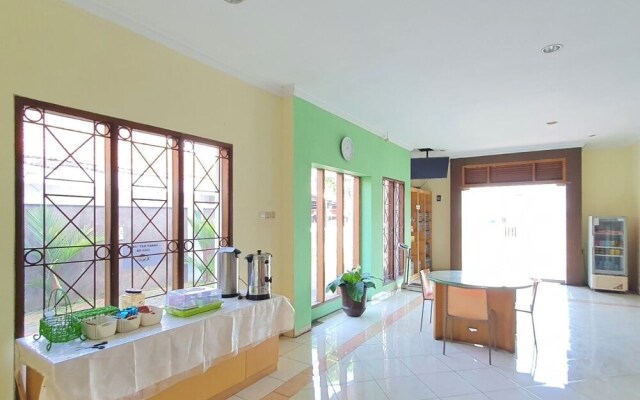 Candi Panggung Family Guest House Syariah
