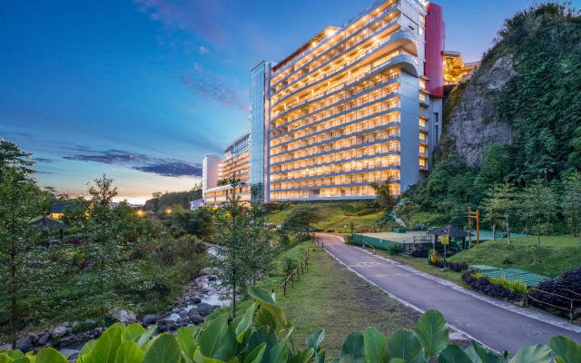 Le Eminence Puncak Hotel Convention & Resort