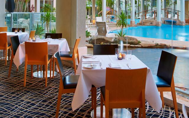 Crowne Plaza Surfers Paradise by IHG