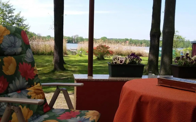 Ferienhaus direkt am See