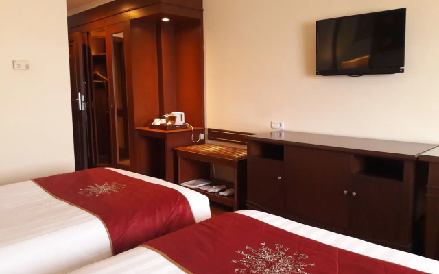 The Sunan Hotel Solo