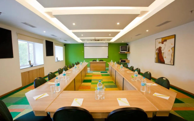 Lemon Tree Hotel, Ahmedabad