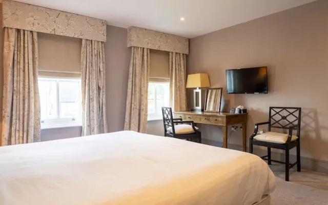 The Seaview Hotel