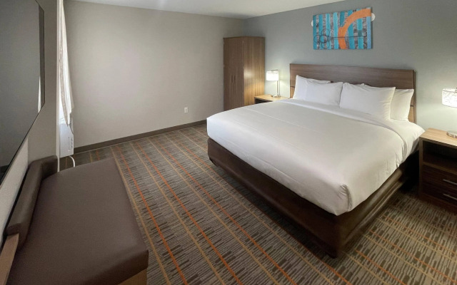 MainStay Suites