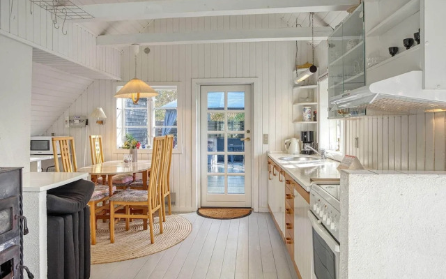 6 Person Holiday Home in Rodby-by Traum