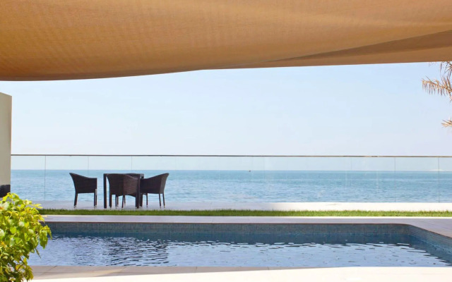 Grand Swiss-Belhotel Waterfront Seef