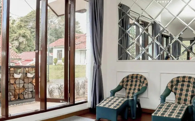 Sierra By Semusim Villa