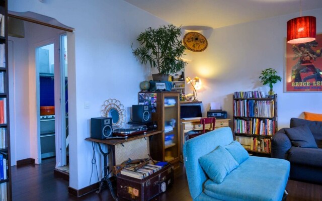 Nice house with garden to visit Paris