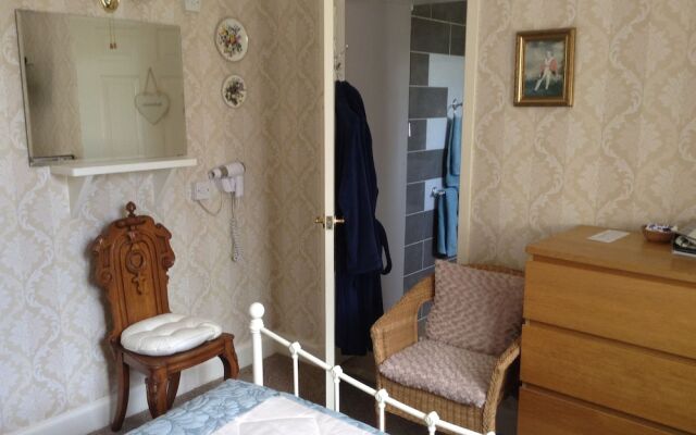Hundalee House Bed and Breakfast