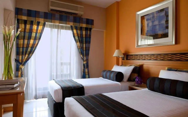Golden Sands Suites