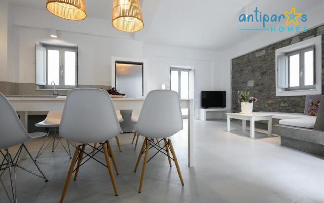 Antiparos Homes