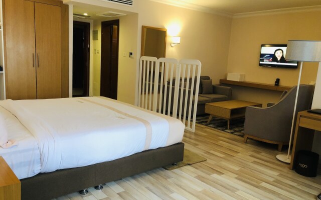 Mado Hotel