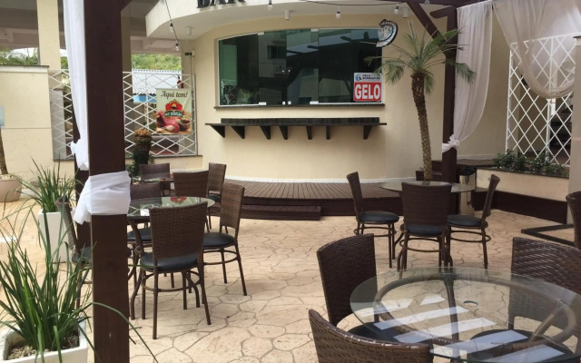 Bombinhas Summer Beach Hotel & Spa