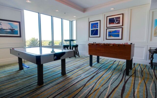 Palisade Palms Beachfront