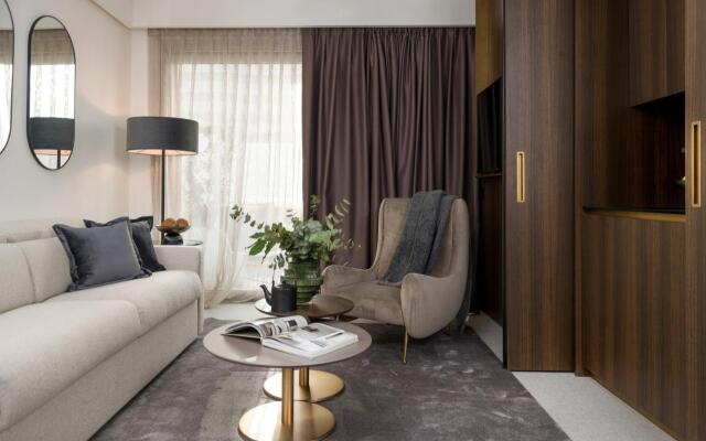 We Me Suite Hotel