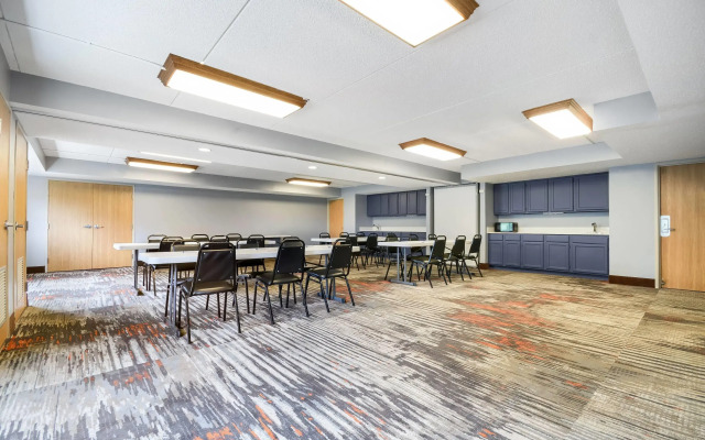 AmericInn by Wyndham Wausau