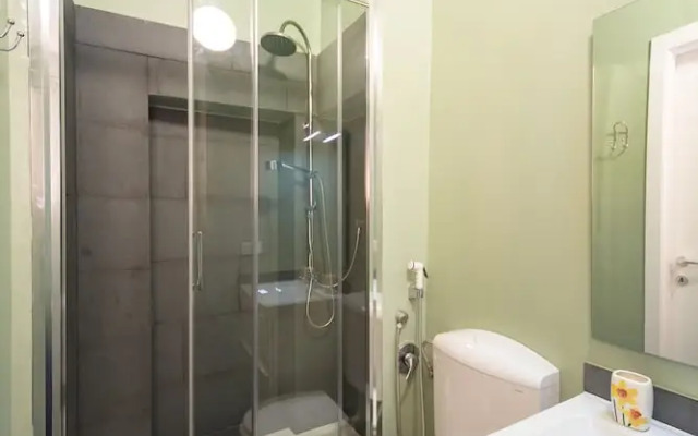 Aquarium Old Town Apartments AC