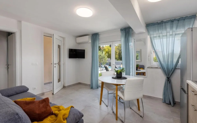 Apartment in Croatia Near the Adriatic Coast