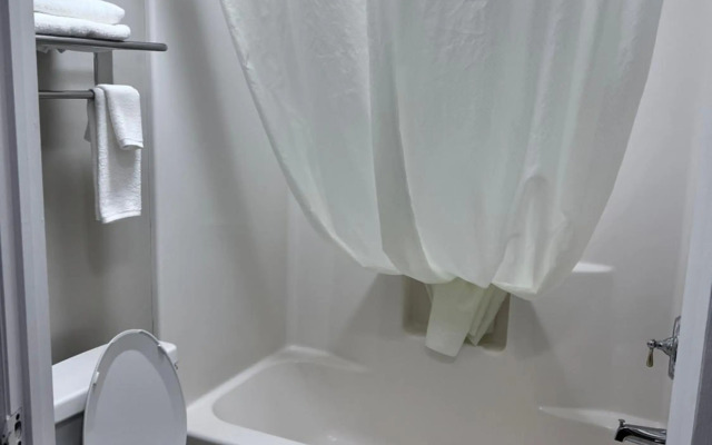 Quality Inn Palm Bay - Melbourne I-95