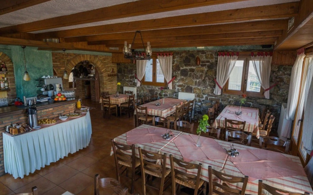 Faris Hotel