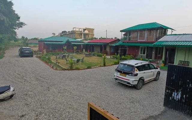 Corbett Sunrise India Homestay By Eiyuu Hotels