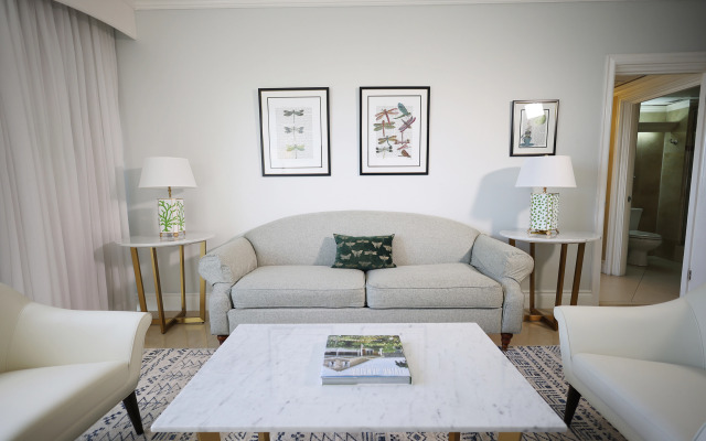 The Courtleigh Hotel and Suites