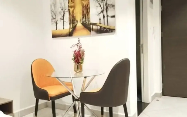 AmberCity Apartment at Embassy