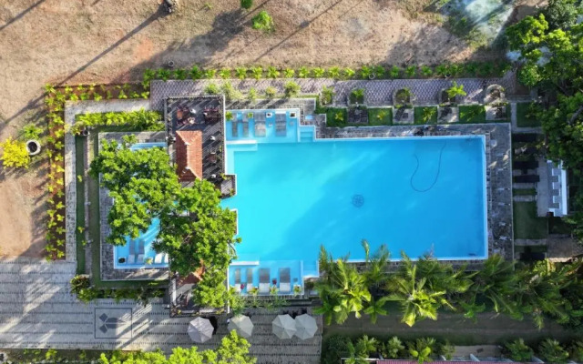 Lucky Beach Resort