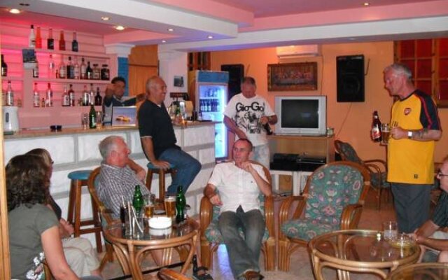 Antonis Hotel