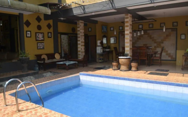 Villa Alifa