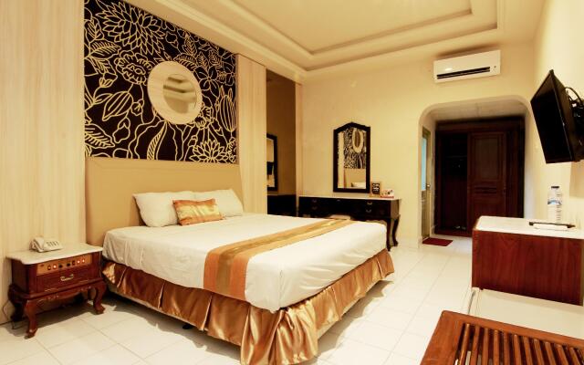 Hotel GRAND ROSELA Yogyakarta