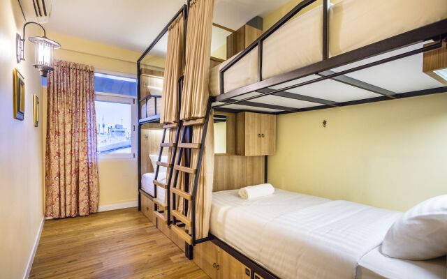 Vivit Hostel Bangkok