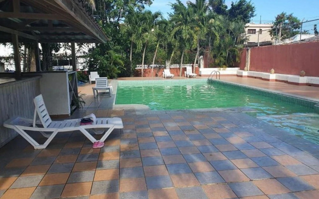 Apartamento Completo con Piscina Cerca de Playa Boca Chica N011