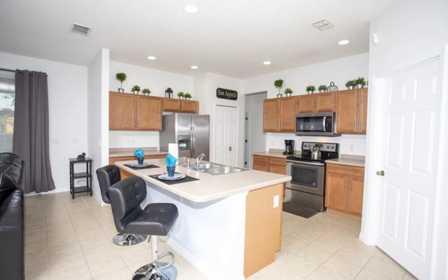 4523 Bella Vida Resort