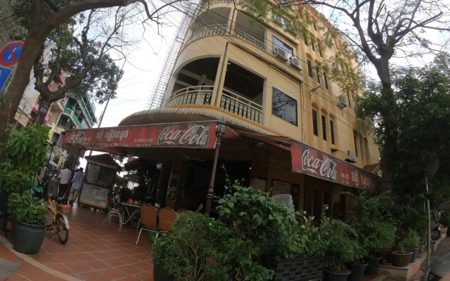 The Bright Lotus Guesthouse