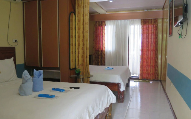 Four Seasons Seaview Hotel