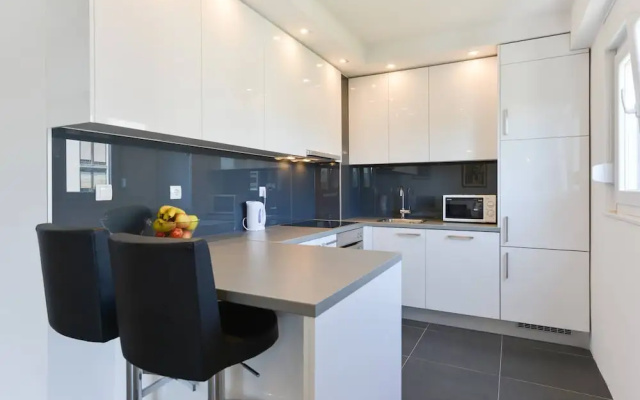 Modern Apartment Zara Gray