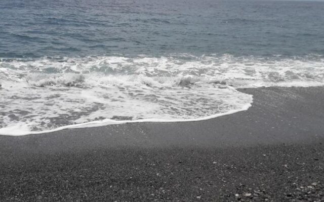 Casa Holiday Sea Etna Di Enza