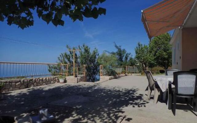 Apartment In Baric Draga