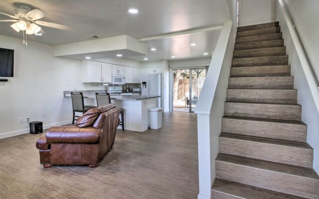 Comfy Bakersfield Townhome - Fire Pit & Patio
