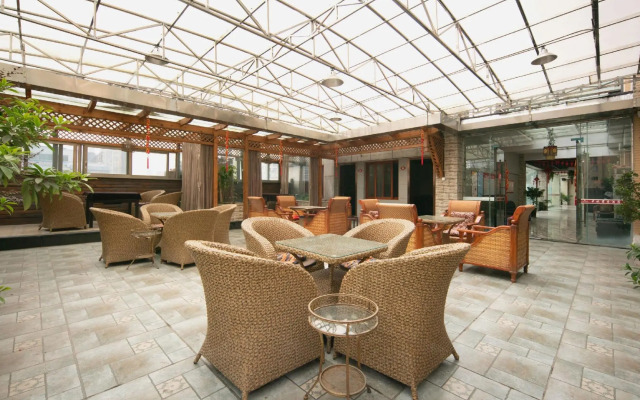 Zizhong Zhonghang Hotel