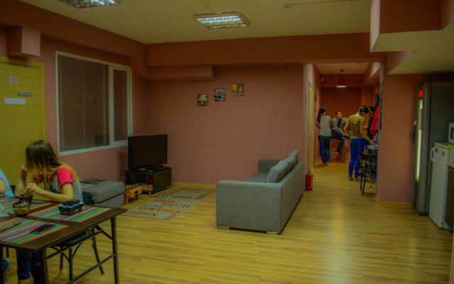 Expo Hostel