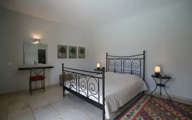 Lovely Open Plan Family Villa in Kato Katelios