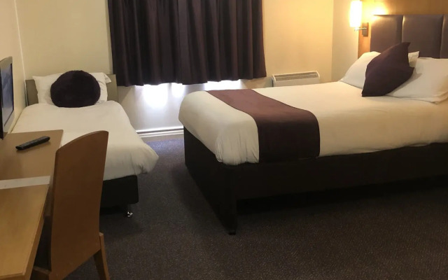 Purple Roomz